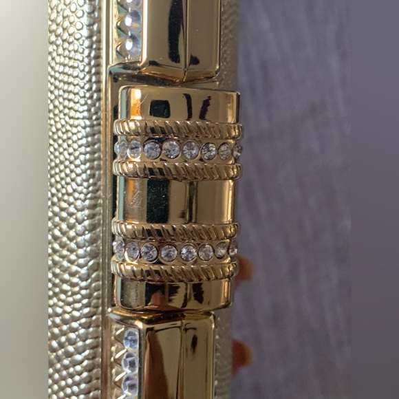 Gold evening clutch w/diamond studs - Picture 7 of 7